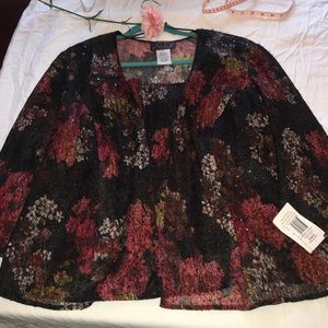 Beautiful NWT Alex Evenings Two Piece Top